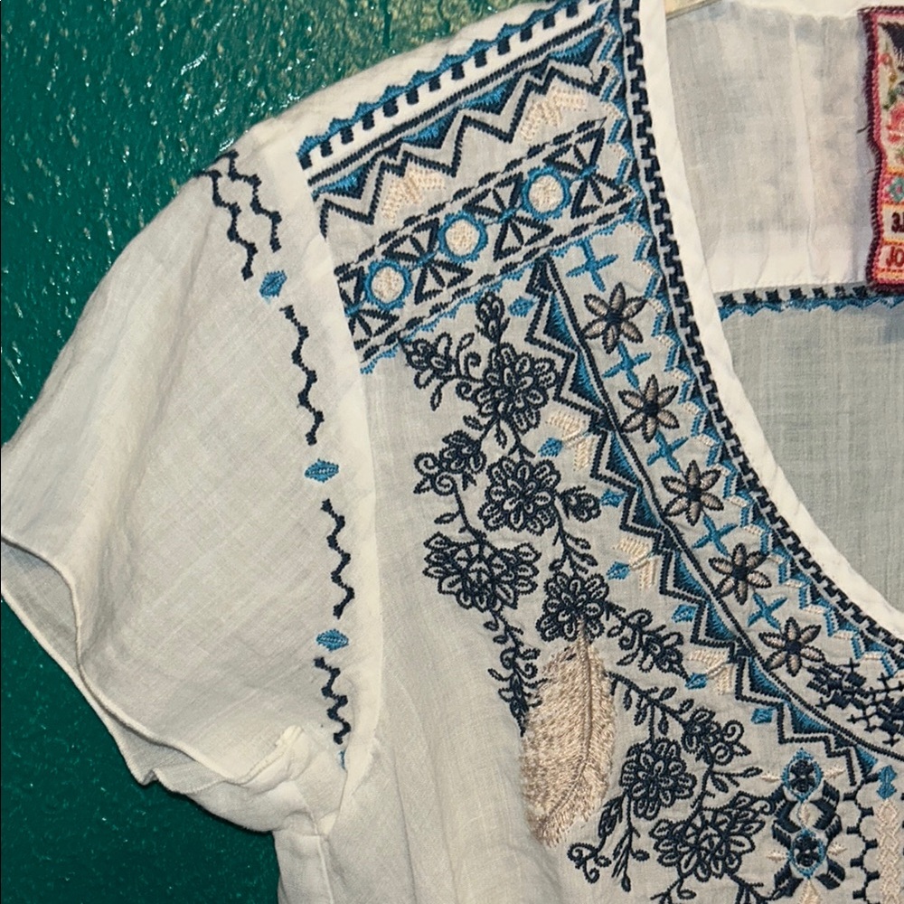 Johnny Was Embroidered White Top - Picture 6 of 7